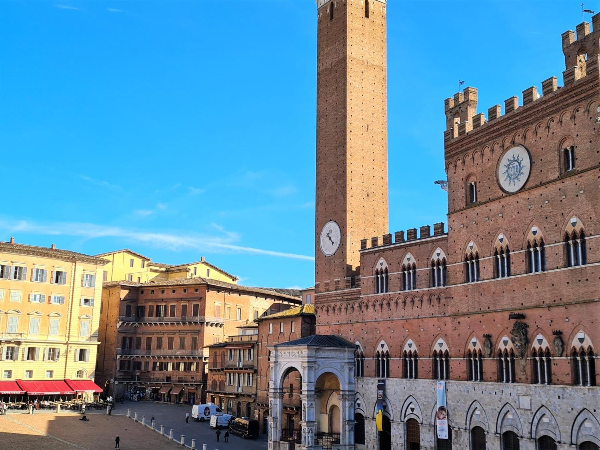 The Balcony Suite - Affaccio Su Piazza Del Campo Siena Ngoại thất bức ảnh